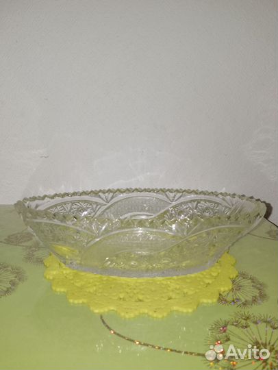 Ваза хрустальная