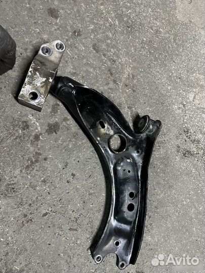 Vw tiguan mk1 5N рычаг передний левый и правый