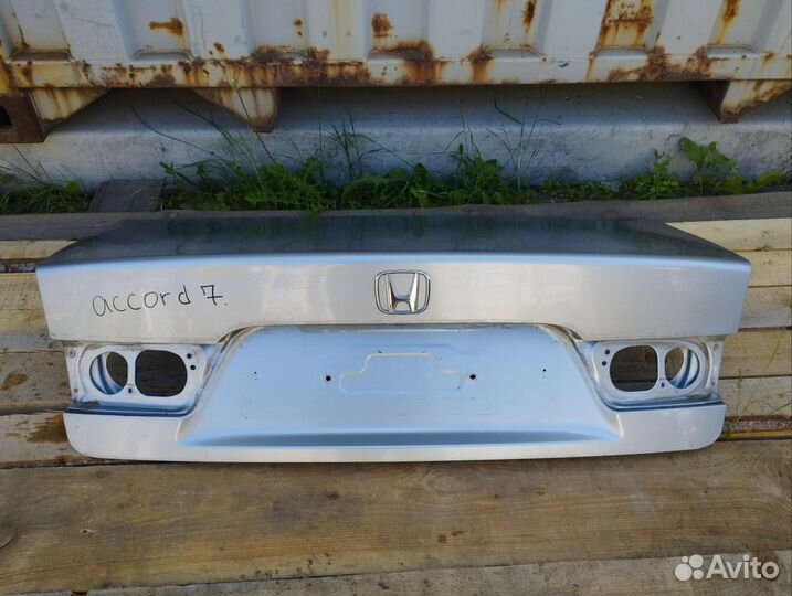 Крышка багажника Honda Accord 7