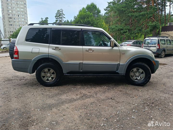 Mitsubishi Montero 3.8 AT, 2003, 265 000 км