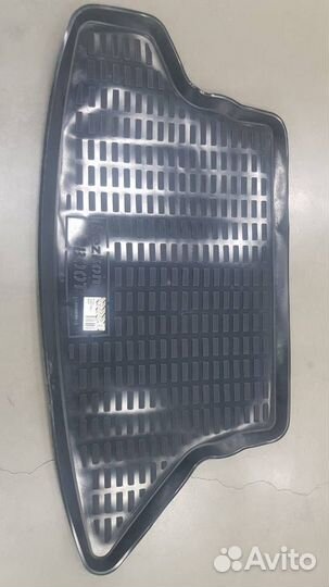 Коврик в багажник Toyota Camry (01)