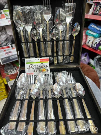 Столовые приборы в подарочной упаковке