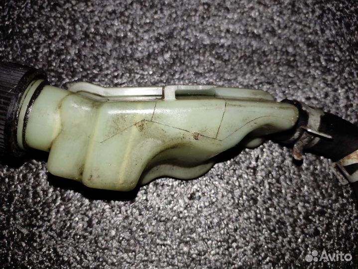 Бачок гидроусилителя (эгур ) mazda 3 bk / bl