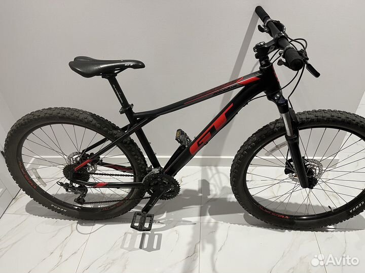 Велосипед GT Avalanche Sport
