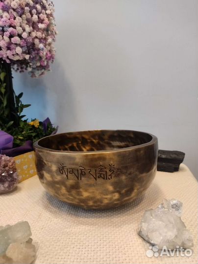 Поющая тибетская чаша