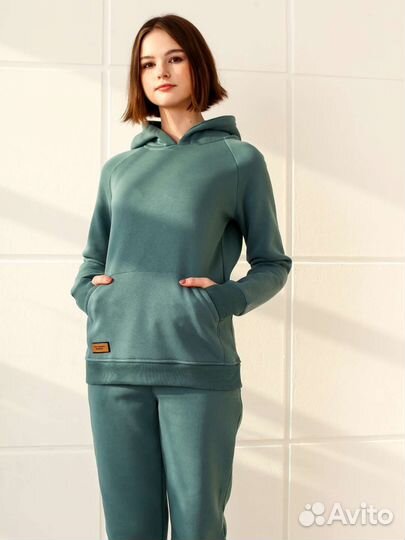 Спортивный костюм женский