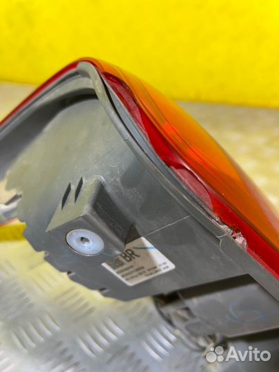 Фонарь задний правый Mitsubishi L200 (2015-2022)