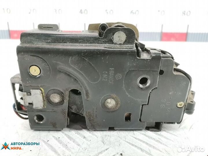 Замок двери передней левой Volkswagen Golf 4 2001