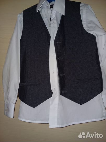 Жилет+брюки 134 р.(рубашка+кардиган+обувь)