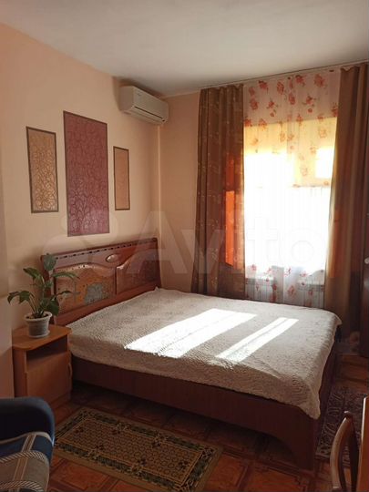 Комната 15 м² в 4-к., 2/2 эт.