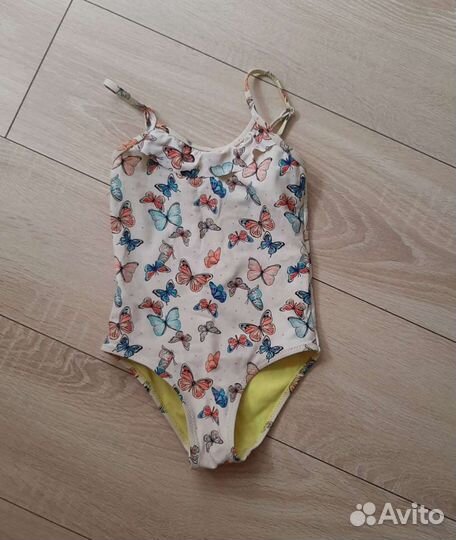 Купальники и шапочка плавания