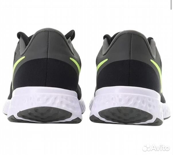 Кроссовки мужские Nike Revolution 5 US10