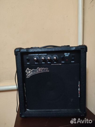Басовый комбоуселитель Deviser TB-15 Bass