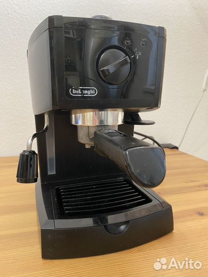 Кофеварка delonghi