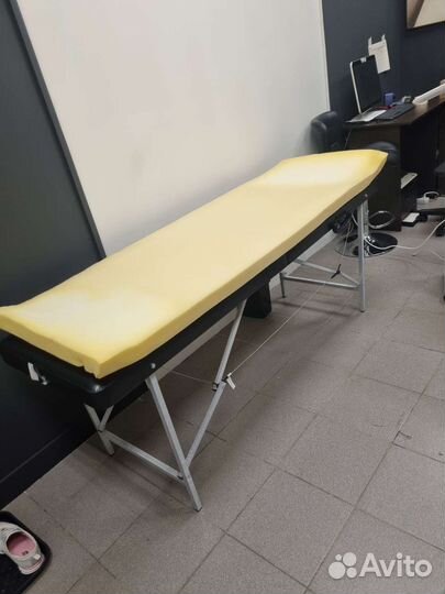 Кушетка для наращивания ресниц