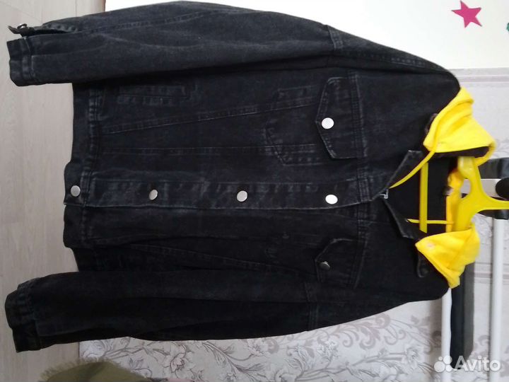 Джинсовая куртка женская