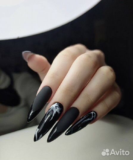 Маникюр / Наращивание ногтей