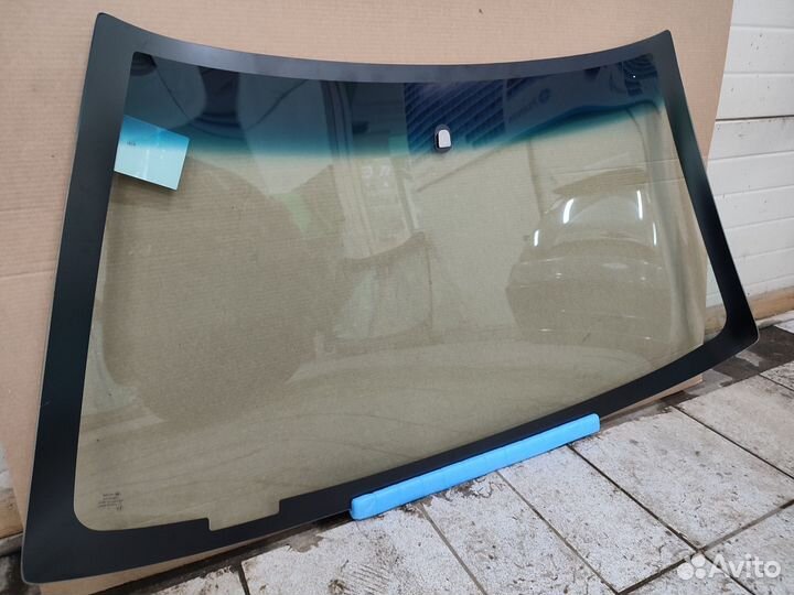 Стекло лобовое Pontiac Grand AM / Buick Skylark