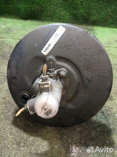 Вакуумный усилитель Audi 80