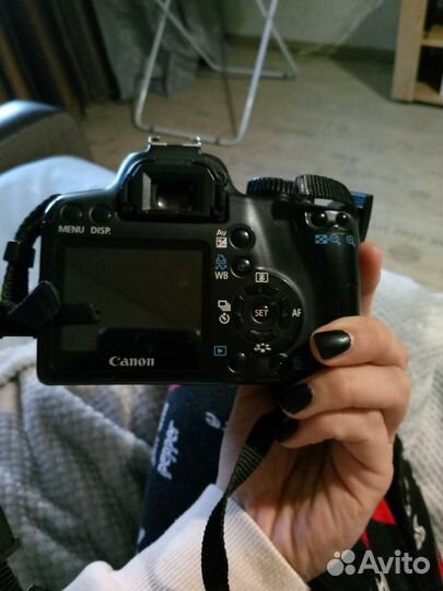 Зеркальный фотоаппарат canon 1000d