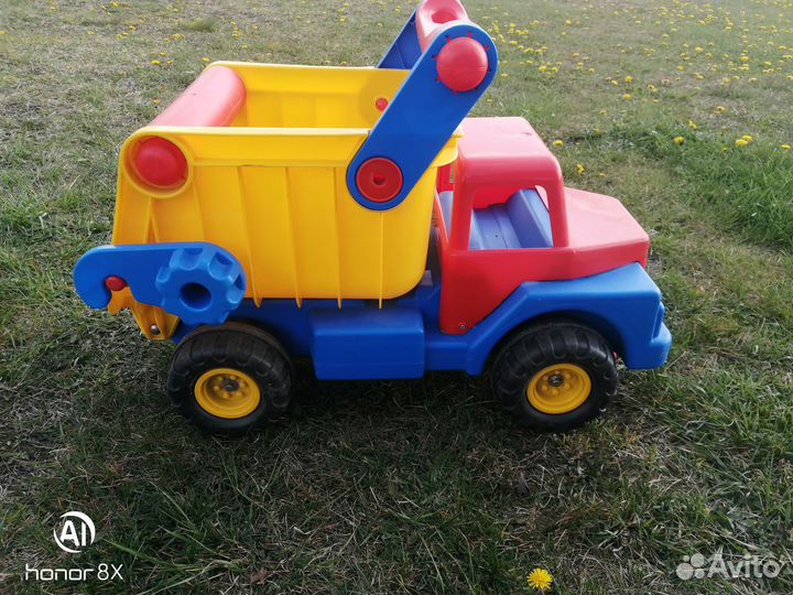 Детские игрушки