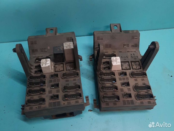 Блок предохранителей Renault laguna 1