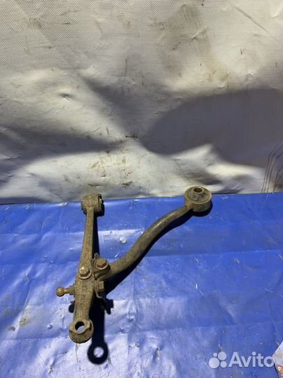Рычаг передний правый toyota mark 2 gx100