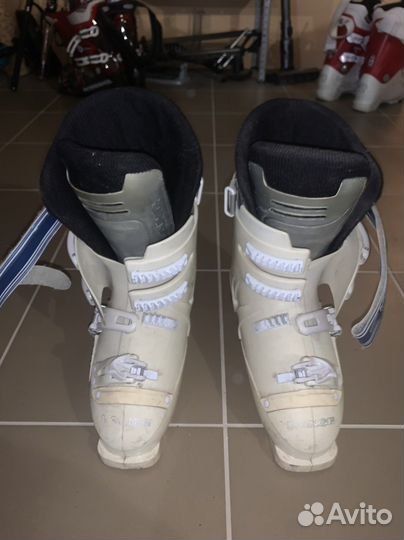 Горнолыжные ботинки Lange