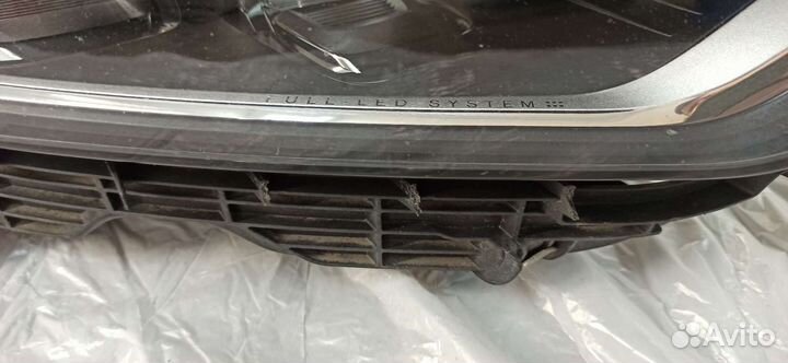 Фара передняя правая Volvo xc60