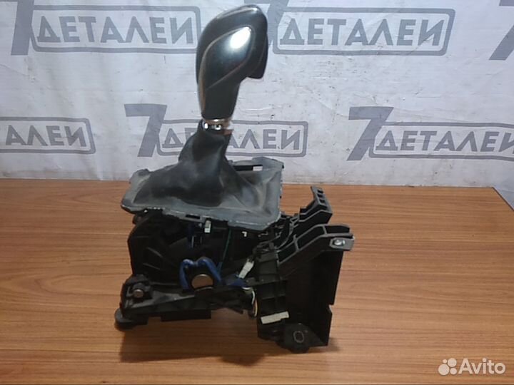Ручка, селектор АКПП Ford Focus 3 2.0