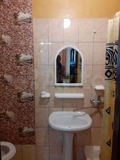 Комната 18 м² в 4-к., 2/2 эт.