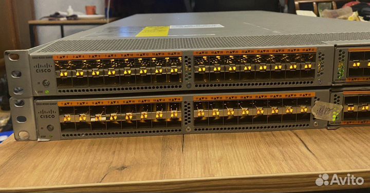 Cisco Nexus N5K-C5548UP - FA + N55-M16UP