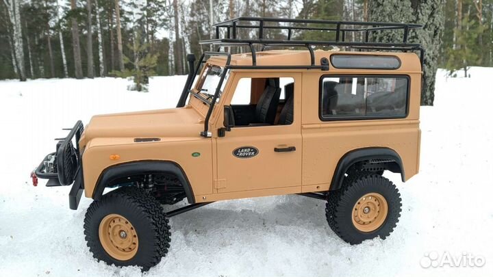 Rc модель 1 10 трофи Defender D90