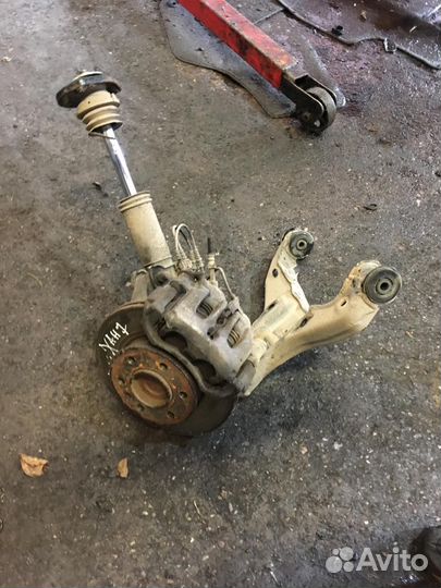 Кулак передний правый (Поворотный) фольскваген C