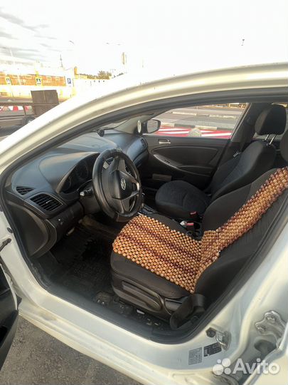 Hyundai Solaris 1.4 AT, 2016, 600 000 км