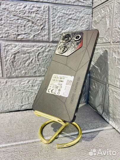 TECNO Camon 20 Pro 5G, 8/256 ГБ