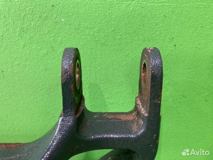 Кронштейн амортизатора iveco stralis