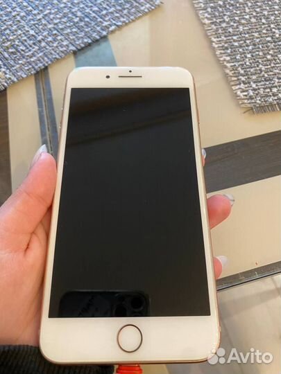 iPhone 8 Plus, 256 ГБ