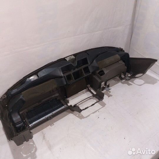 Торпедо Mitsubishi Pajero Sport