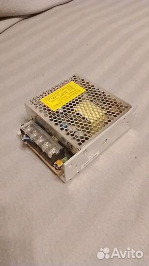 Блоки питания DC 12 вольта и/или 24 вольта