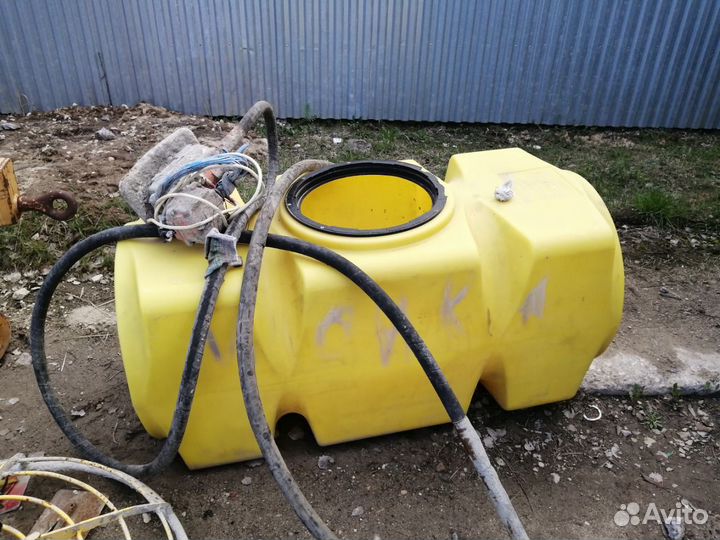 Емкость пластиковая Т500 бу