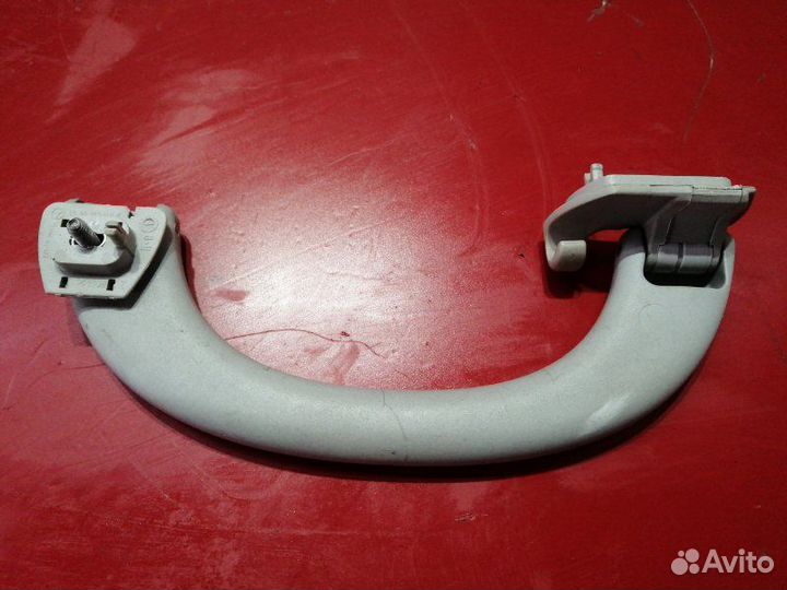 Ручка внутренняя потолочная задняя левая Mercedes