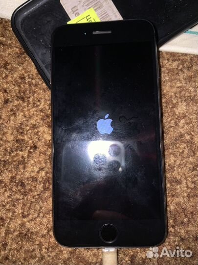 iPhone 8, 64 ГБ