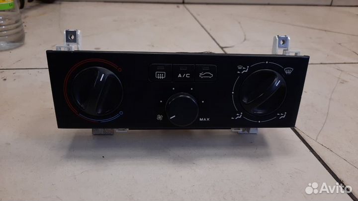 Блок управления отопителем Peugeot 406