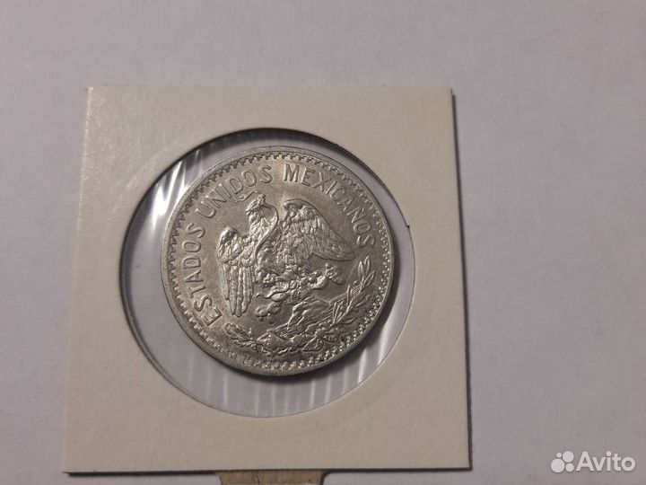 Монета мексиканская