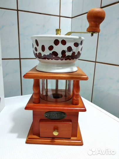 Кофемолка ручная новая