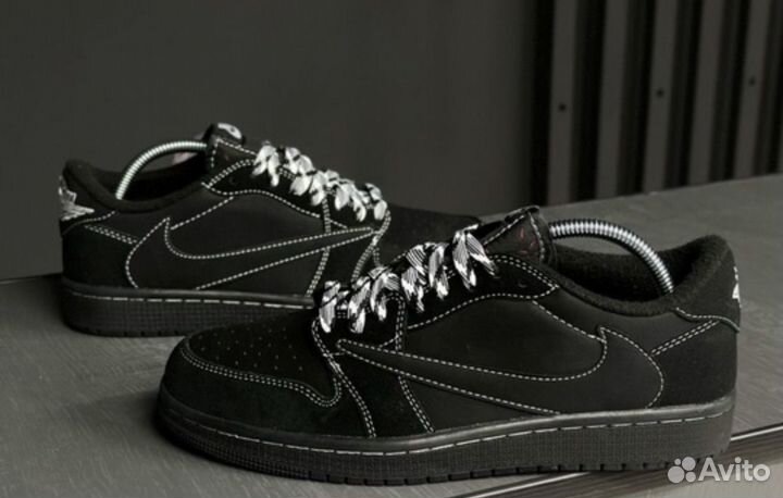 Кроссовки мужские