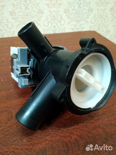 Стиральная машина Bosch WFR 2441 на запчасти