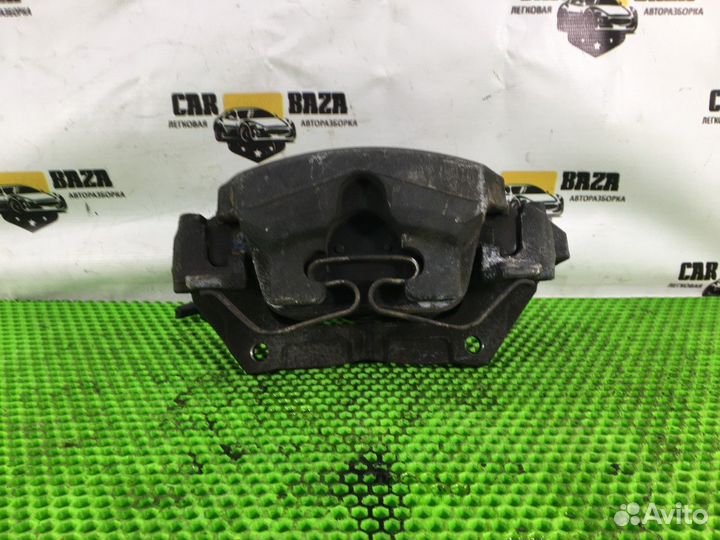 Суппорт передний левый L Volvo XC60