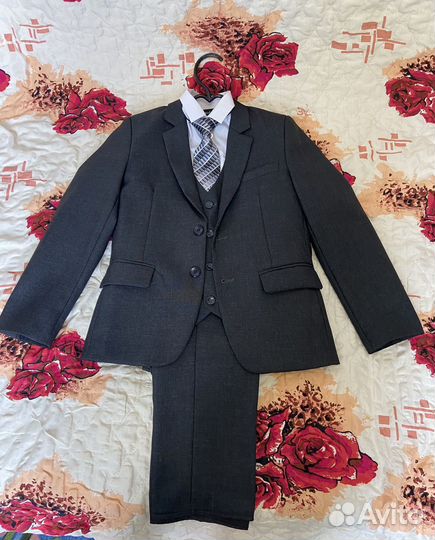 Школьный костюм для мальчика 140